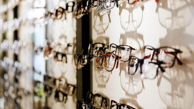 Wall display of eyeglass frames in an optician shop