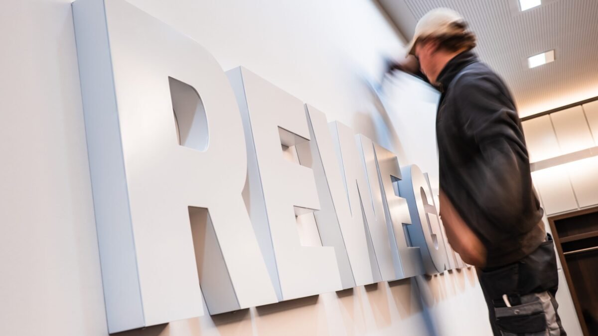The new Rewe Group corporate design with the Rewe and Group wordmarks side by side